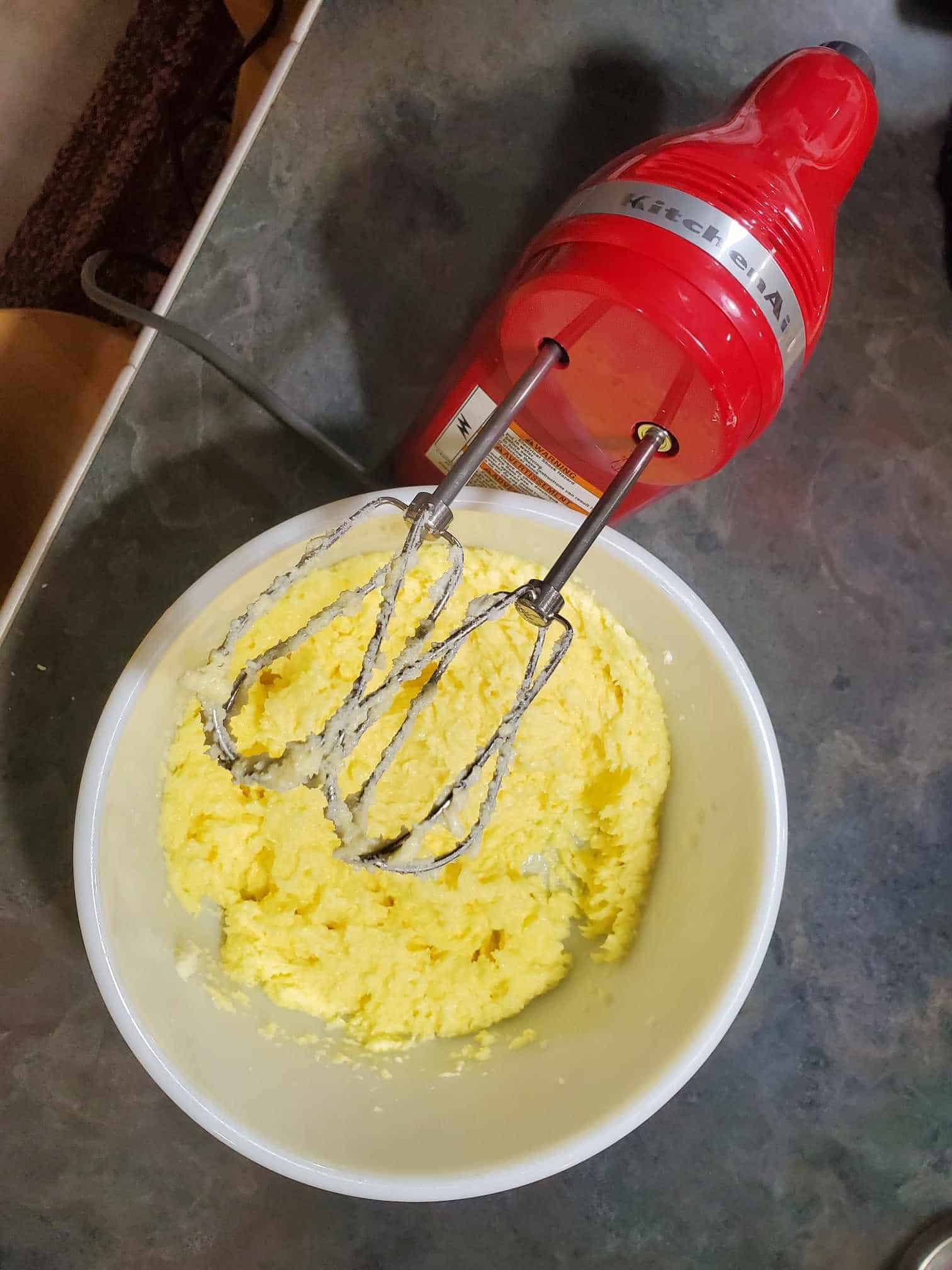 sugar and egg mixture